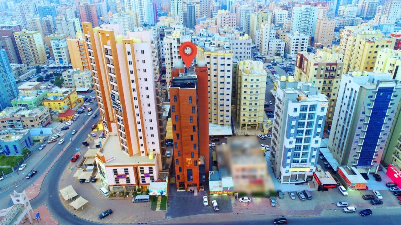 Aparthotel ذا فيفتى ايت السالمية Kuwait City Exterior foto
